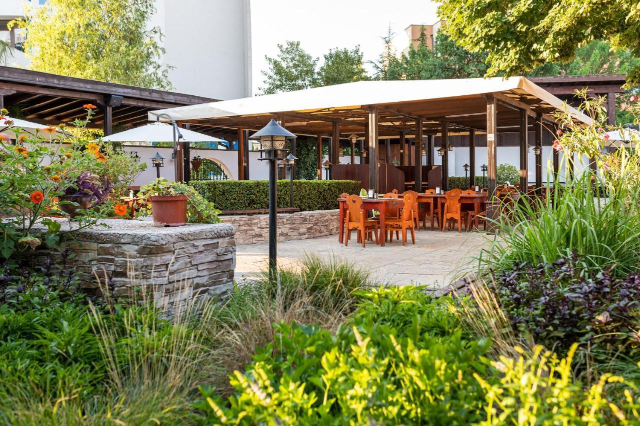סאני ביץ' Trakia Plaza Hotel & Apartments מראה חיצוני תמונה
